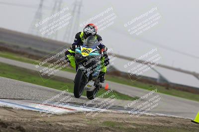 media/Nov-29-2025-TrackDaz (Sat) [[10ae2d9bce]]/B Group/Session 4 (Wheelie Bump)/